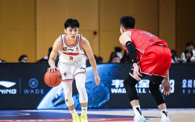 格拉茨主场惊险胜利,球员自信心大增的简单介绍 格拉茨主场惊险胜利,球员自信心大增的简单介绍