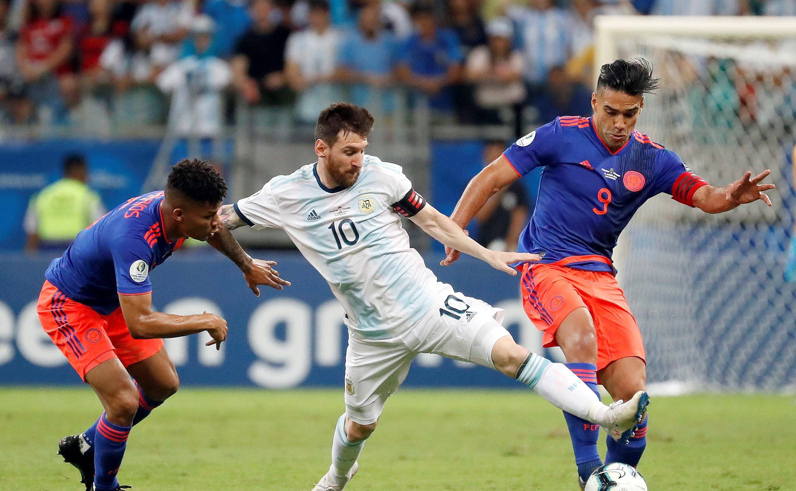 梅西闪耀全场,率队取得胜利实现逆转 梅西闪耀全场,率队取得胜利实现逆转