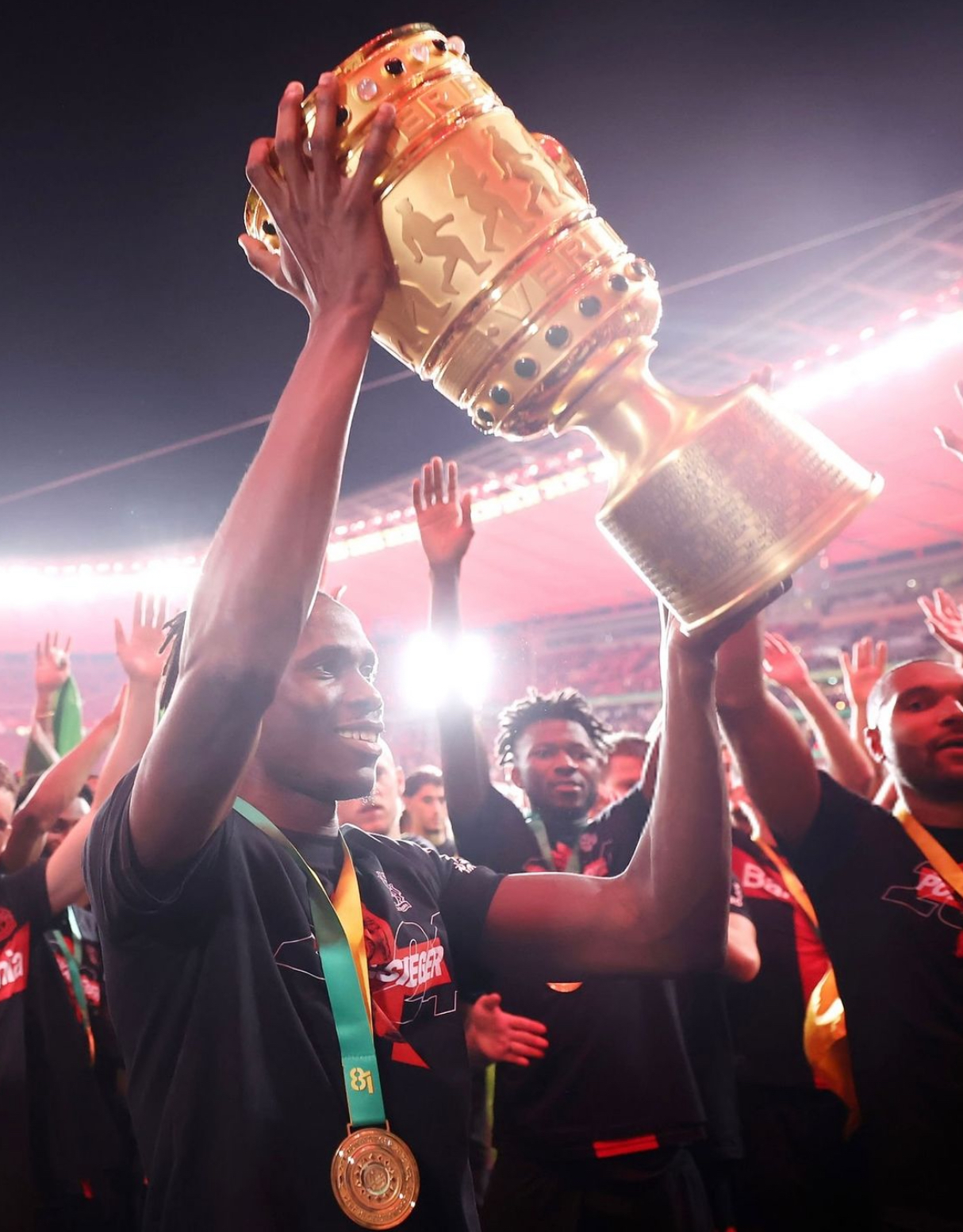 科隆城市球队全力以赴,一举夺冠的简单介绍 科隆城市球队全力以赴,一举夺冠的简单介绍