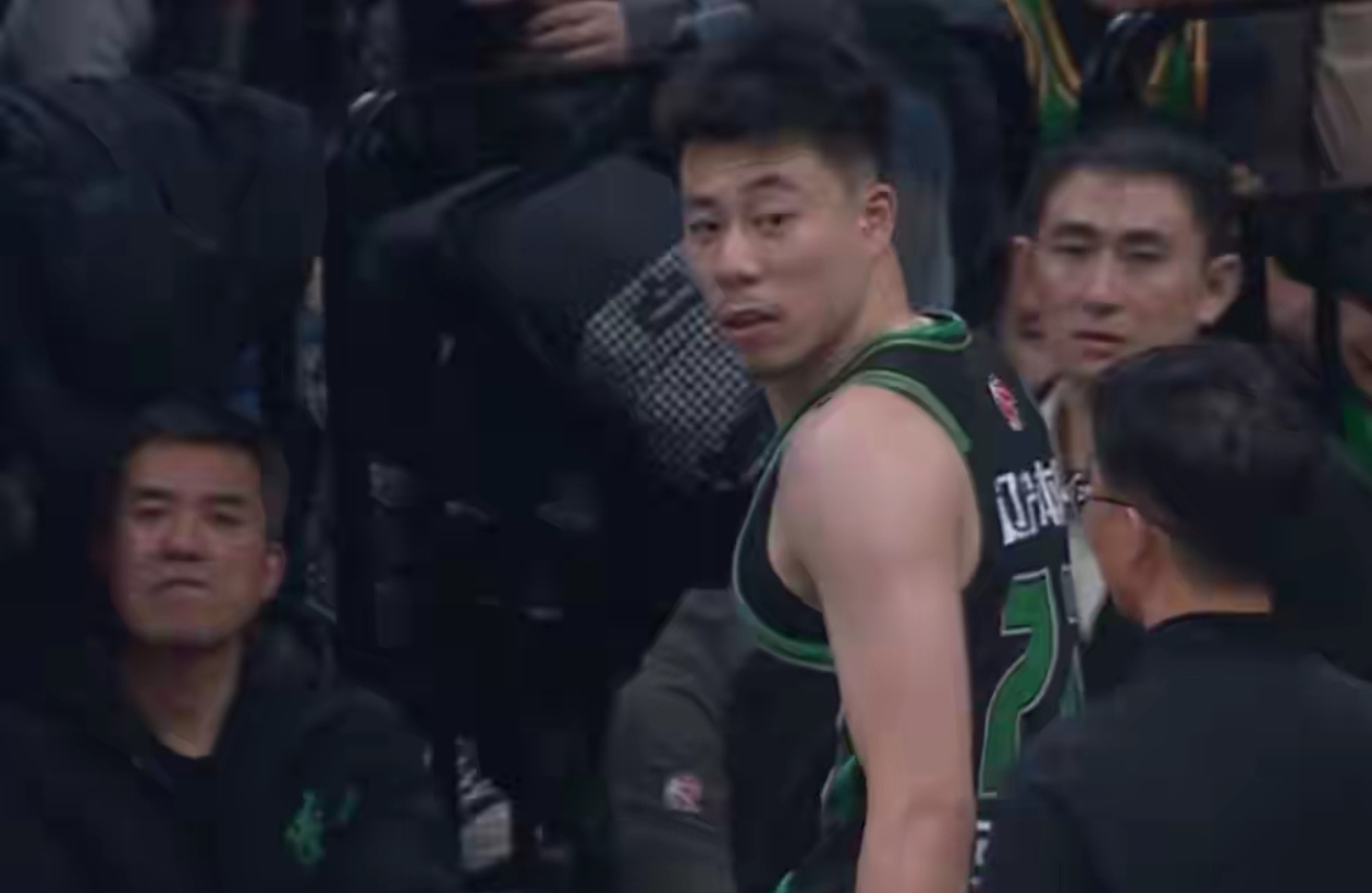 表现低迷担忧重重,球队如何调整? 表现低迷担忧重重,球队如何调整?