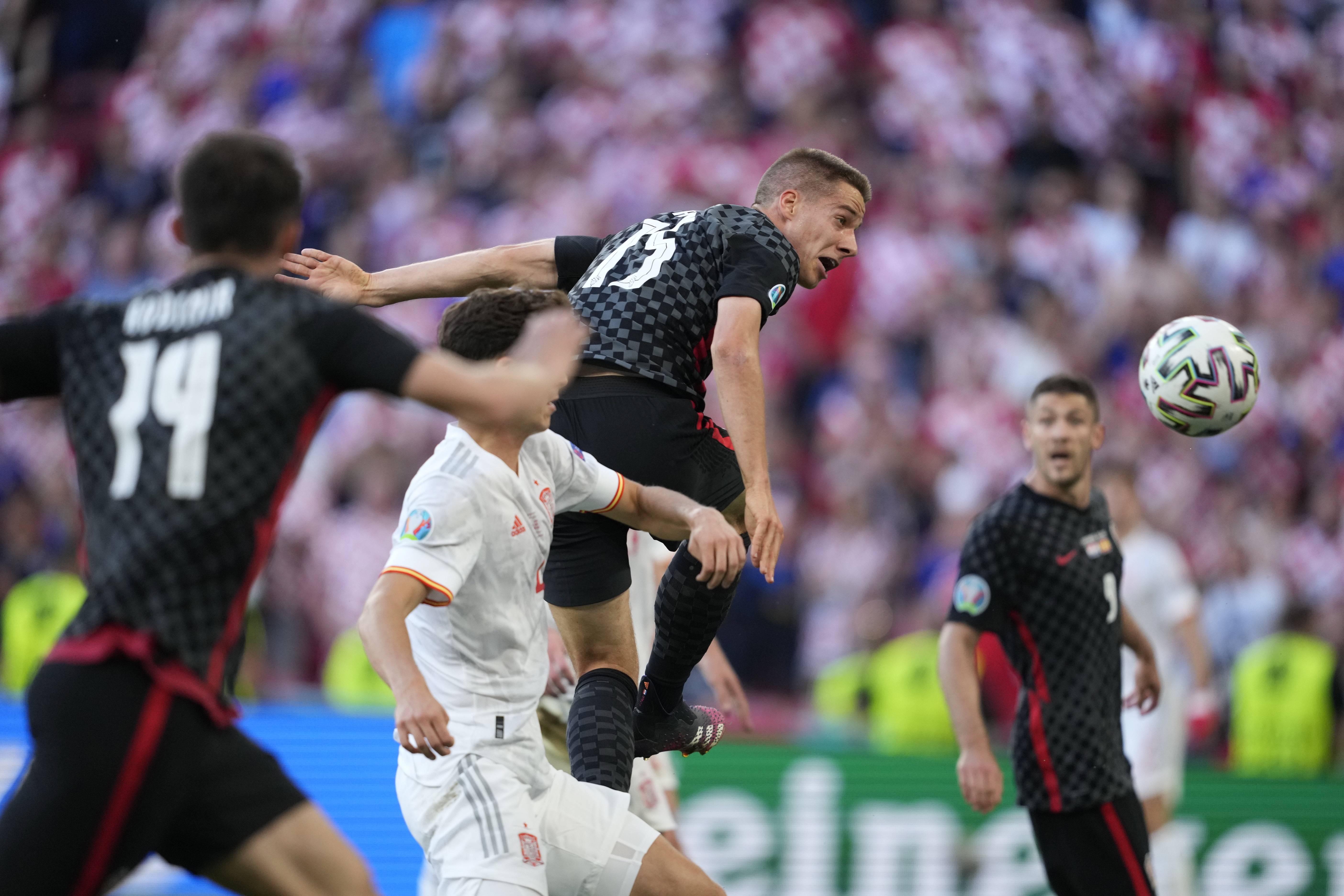 克罗地亚队在比赛中喜忧参半，表现复杂