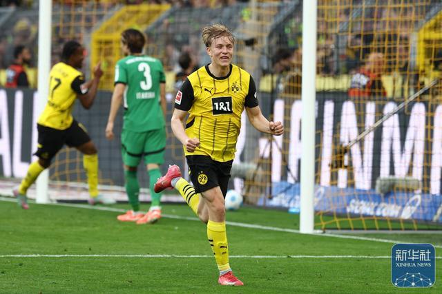 关于风起云涌:门兴格拉德巴赫险胜争冠对手沙尔克的信息 关于风起云涌:门兴格拉德巴赫险胜争冠对手沙尔克的信息