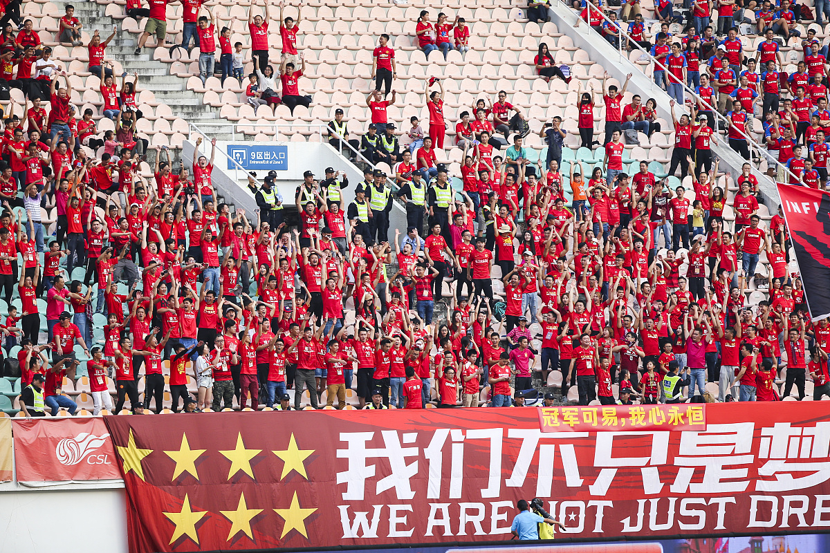 国内球队在国际比赛中斩获一场辉煌胜利 国内球队在国际比赛中斩获一场辉煌胜利