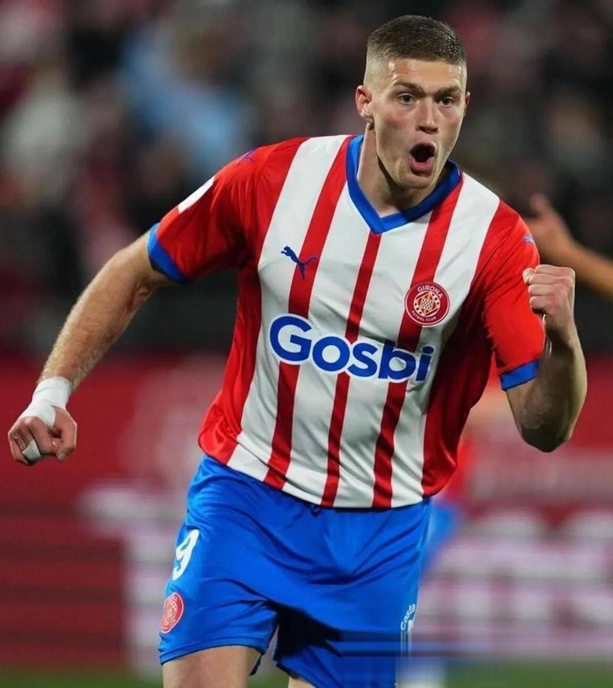 包含欧洲国家联赛：乌克兰队期待在主场战胜斯洛文尼亚的词条