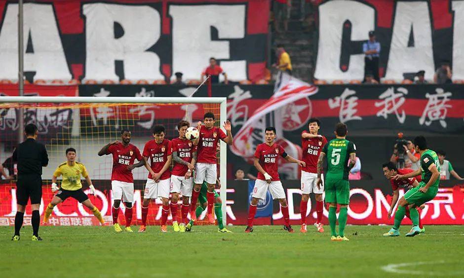 关于广州恒大客场力擒对手，取得连胜势头的信息