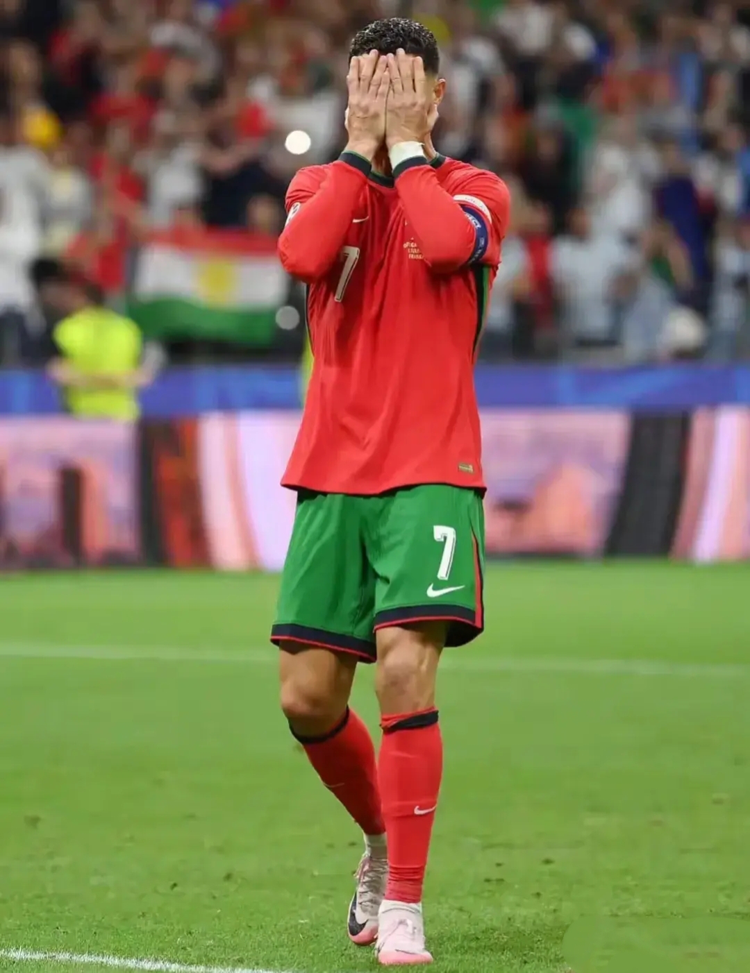 关于法国队接连获得胜利,晋级下一轮的信息 关于法国队接连获得胜利,晋级下一轮的信息