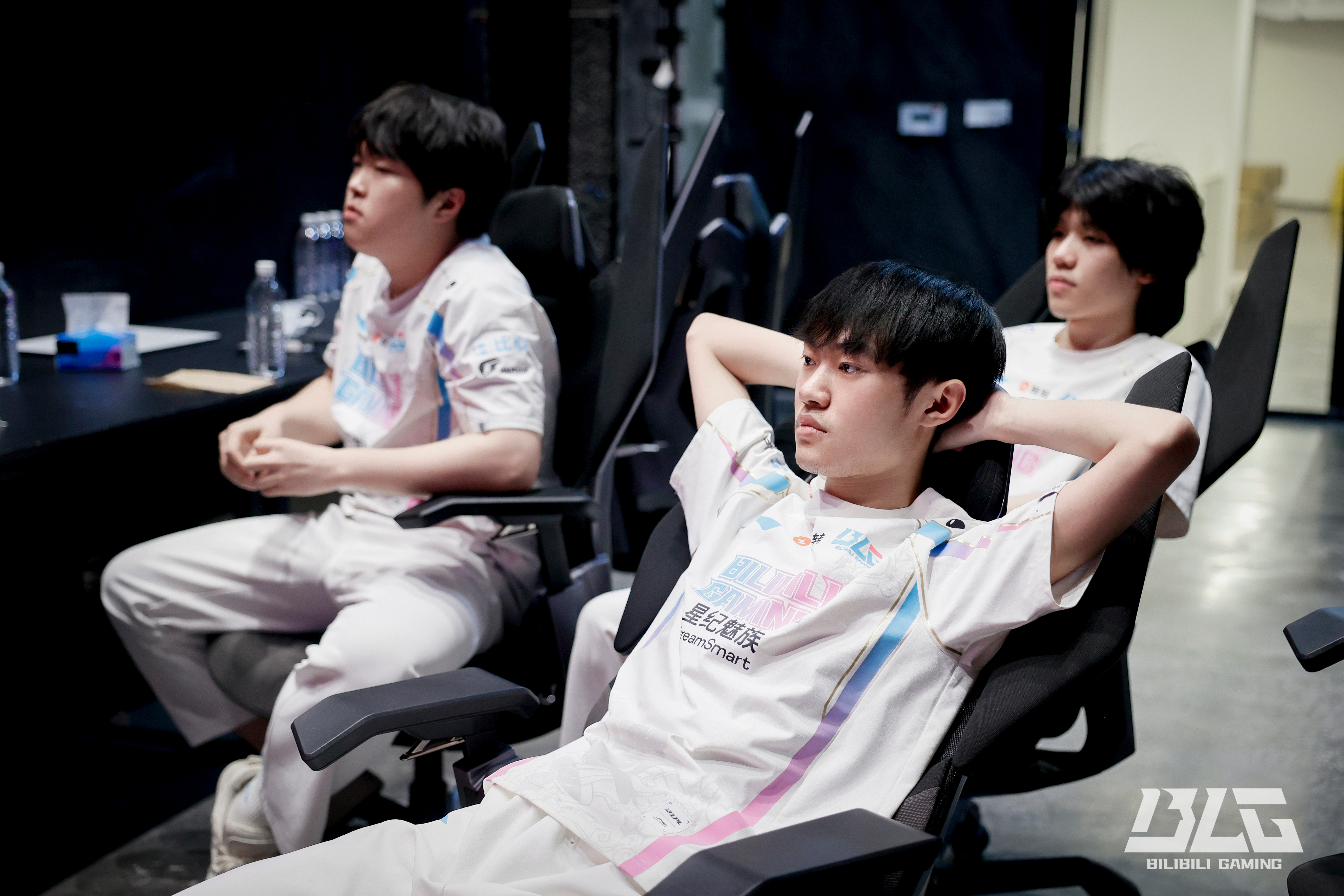 包含LGD血洗DRX2，Peanut绝境逆转的词条