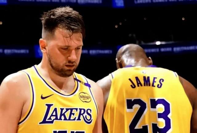 山东队鏖战湖人,东契奇状态火热 山东队鏖战湖人,东契奇状态火热