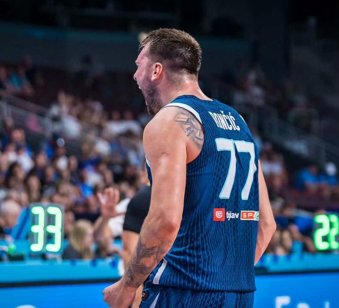 雄鹿险胜山西队，武切维奇惊艳四座