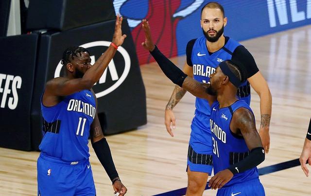 雄鹿险胜山西队，武切维奇惊艳四座